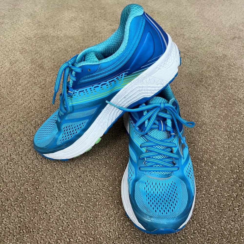 Saucony Tennis Shoes
